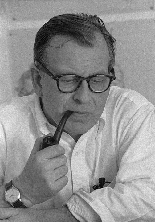 Portrait of Eero Saarinen.