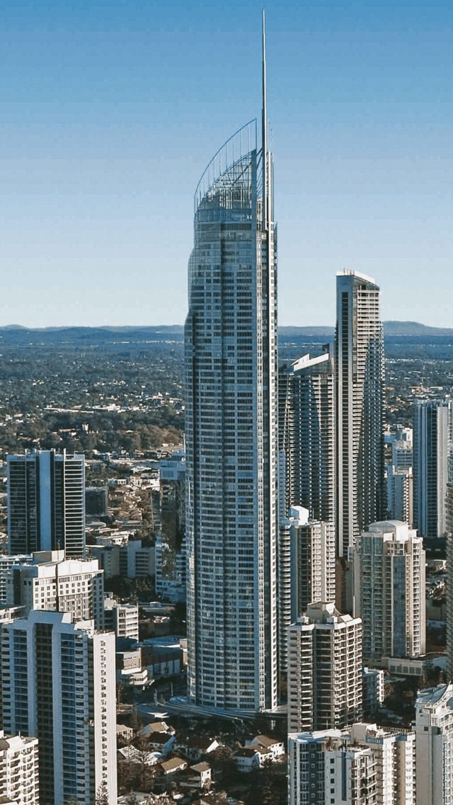 The Iconic Art and Architecture of Q1 Tower: A Gold Coast Landmark