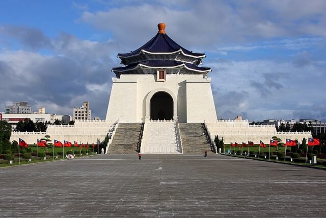 Taiwan: The History of its Art