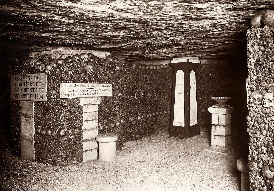 Artistic use of bones in the Catacombs of Paris.