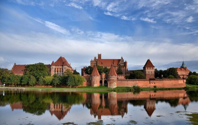 Malbork Castle, Poland: History, Architecture & Legacy