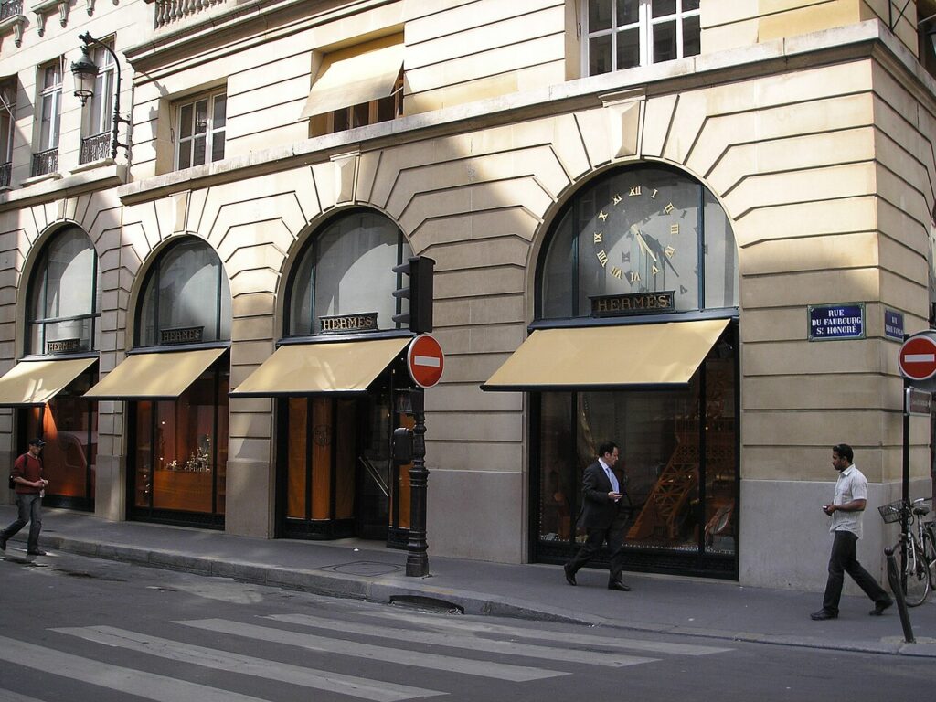 Hermès, Rue du Faubourg, Saint Honoré, Paris.