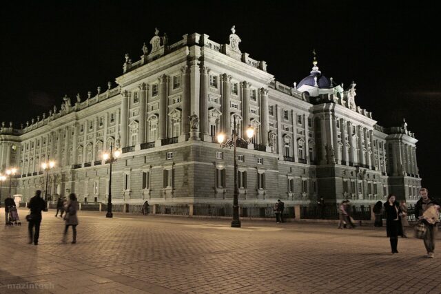 Royal Palace of Madrid: History, Art and Splendor